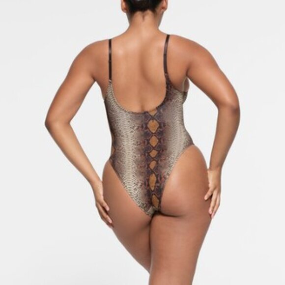 SKIMS Signature Swim Scoop Neck One Piece Desert Snake Print XL - Picture 3 of 16